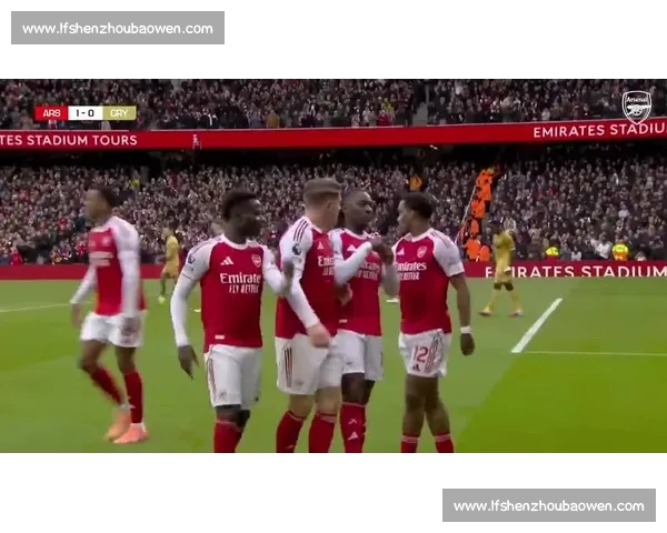 阿森纳 vs 水晶宫首发揭晓：拉亚亨德森领衔，埃泽战旧主